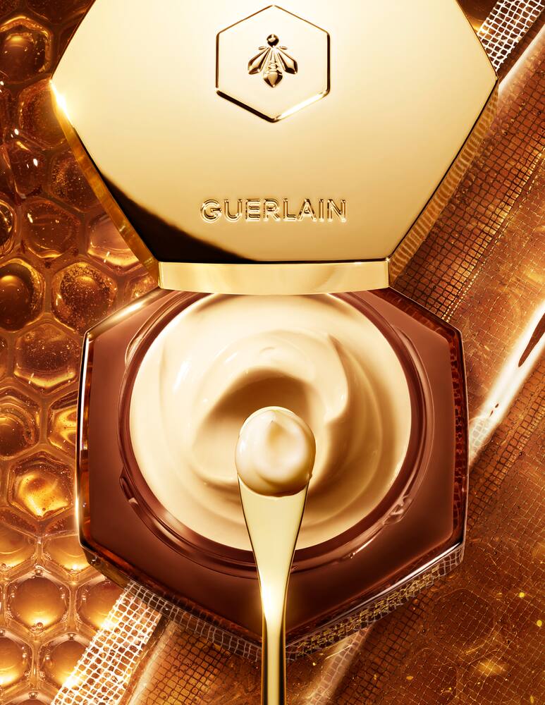Guerlain Abeille Royale Honey Treatment Night Cream - immagine 7 Guerlain Abeille Royale Honey Treatment Night Cream - immagine 7