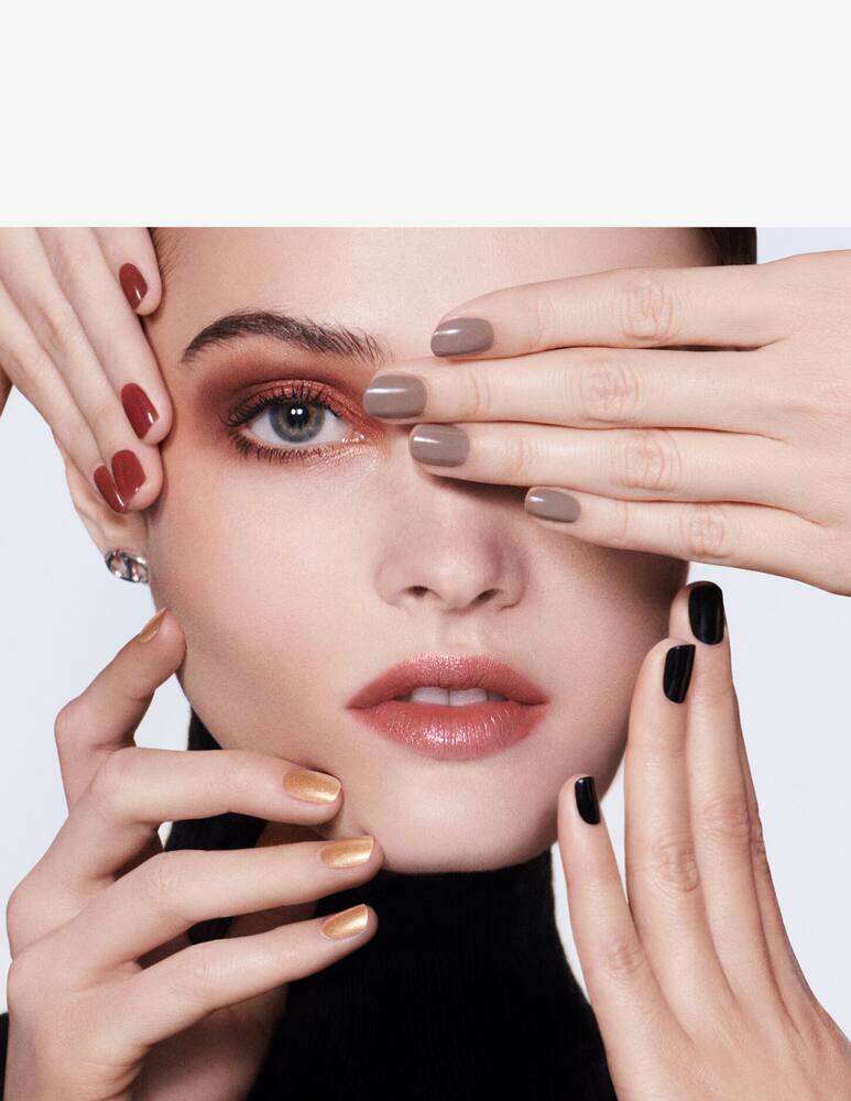 DIOR Dior Vernis Smalto effetto gel e colore couture - immagine 2 DIOR Dior Vernis Smalto effetto gel e colore couture - immagine 2