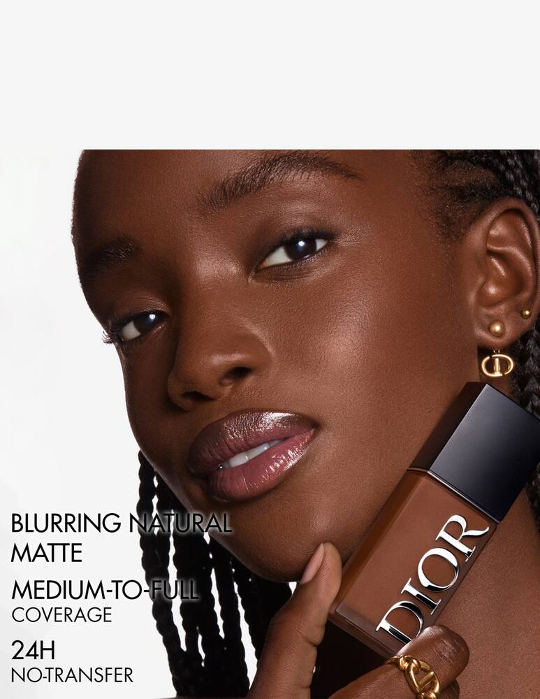 rinascente DIOR Forever Skin Wear