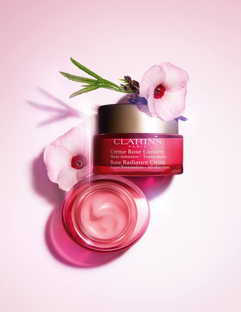 Clarins Crème Rose Lumière Crema Viso - immagine 3 Clarins Crème Rose Lumière Crema Viso - immagine 3