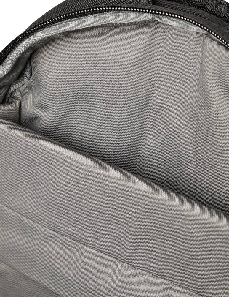 Côte&Ciel Isar medium backpack - black - picture 4 Côte&Ciel Isar medium backpack - black - picture 4