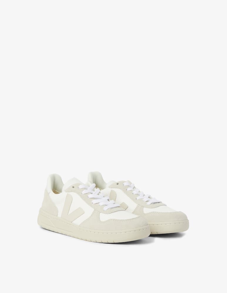Veja Sneakers in pelle V10 - immagine 2 Veja Sneakers in pelle V10 - immagine 2