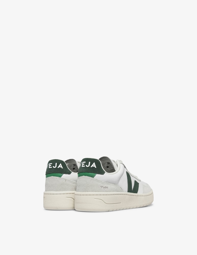 Veja V-90 leather sneakers - picture 3 Veja V-90 leather sneakers - picture 3