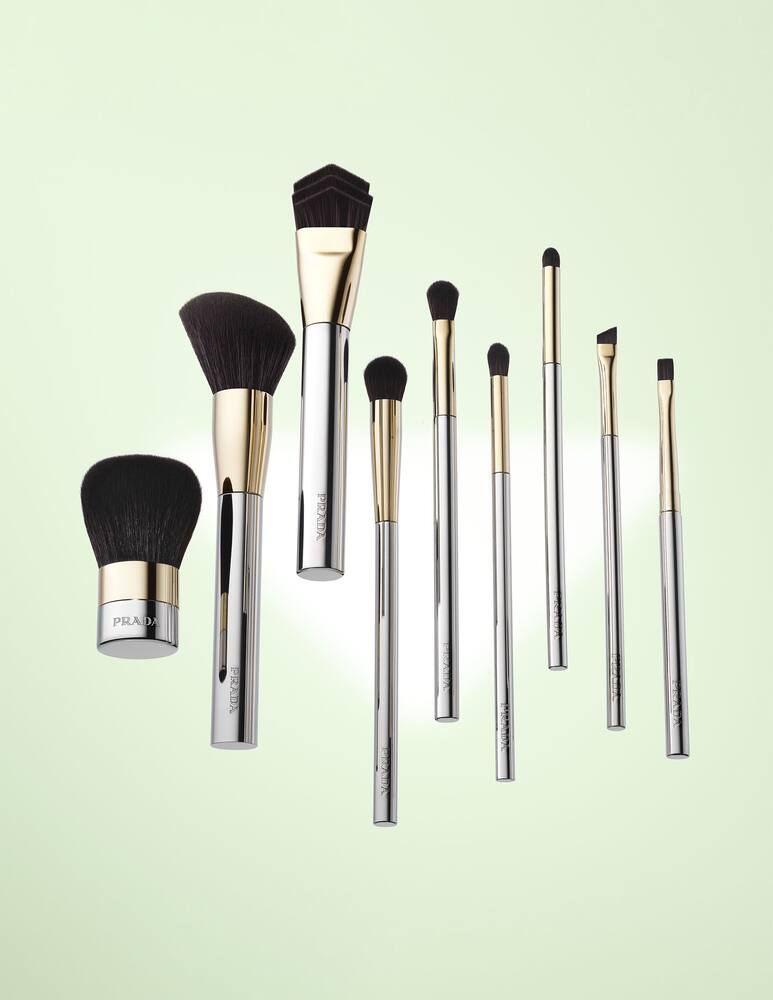 Prada Eye Defining Brush - immagine 3 Prada Eye Defining Brush - immagine 3