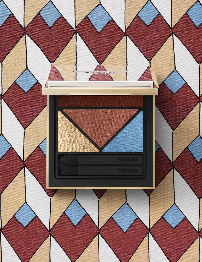Prada Color Dimensions Durable Multi-Effect Eyeshadow - immagine 3 Prada Color Dimensions Durable Multi-Effect Eyeshadow - immagine 3