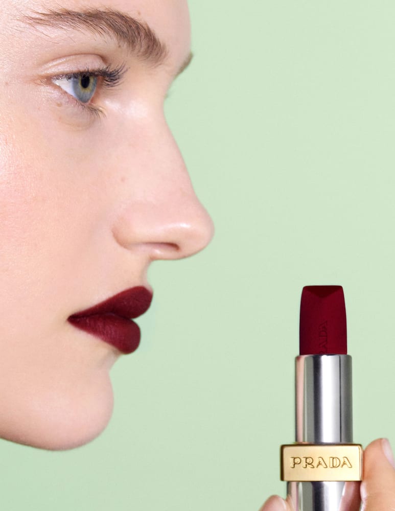 Prada Monochrome Hyper Matte Rossetto - immagine 6 Prada Monochrome Hyper Matte Rossetto - immagine 6