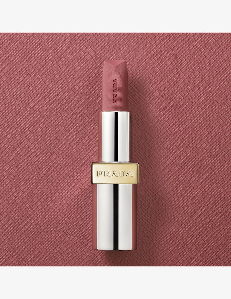 Prada Monochrome Hyper Matte Rossetto - immagine 3 Prada Monochrome Hyper Matte Rossetto - immagine 3