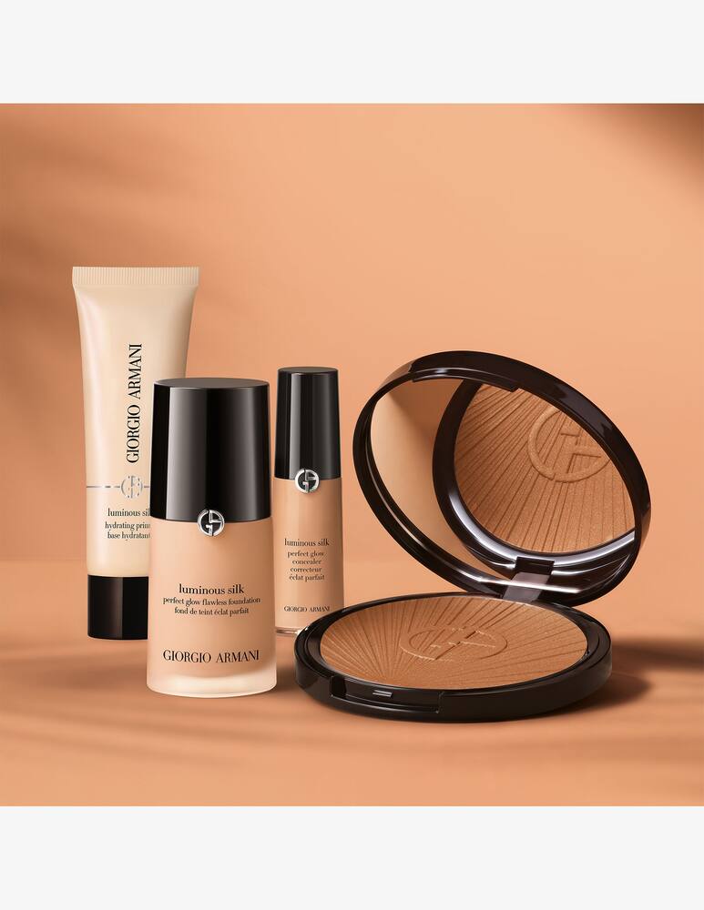 Giorgio Armani Luminous Silk Glow Bronzer - immagine 8 Giorgio Armani Luminous Silk Glow Bronzer - immagine 8