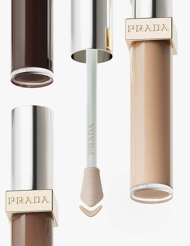 Prada Micro-Correcting Blurring Concealer - picture 4 Prada Micro-Correcting Blurring Concealer - picture 4