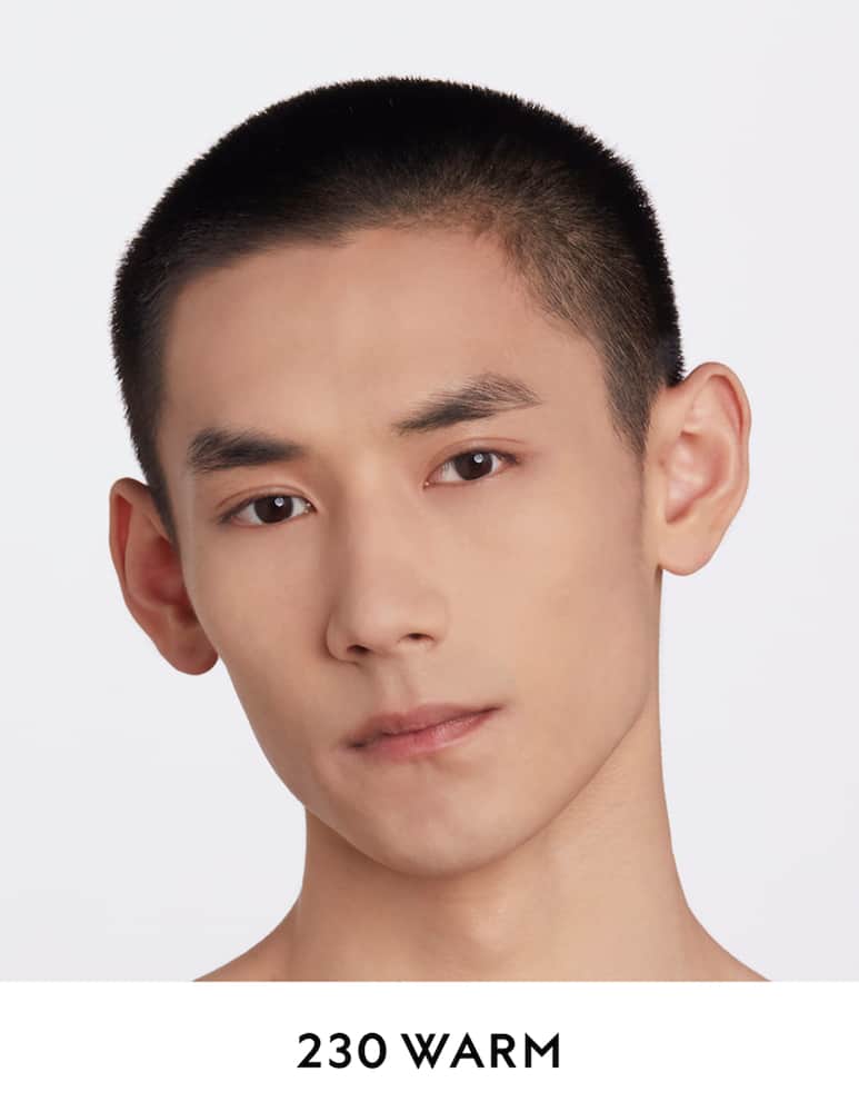 Gucci Matt Liquid Foundation SPF 15 - immagine 4 Gucci Matt Liquid Foundation SPF 15 - immagine 4