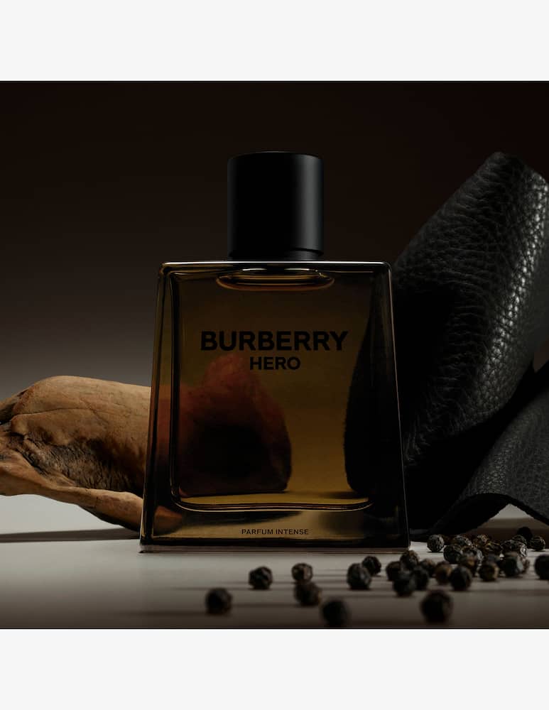 Burberry Burberry Hero Parfum Intense - immagine 5 Burberry Burberry Hero Parfum Intense - immagine 5