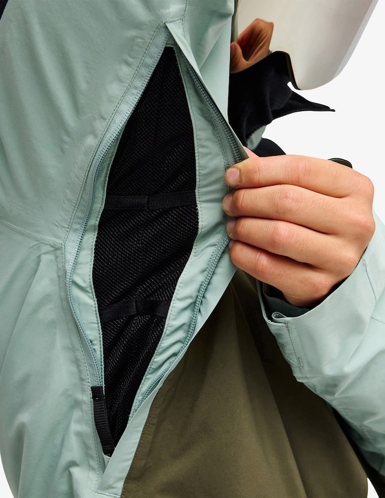 Quiksilver Gore-tex ski jacket - picture 7 Quiksilver Gore-tex ski jacket - picture 7