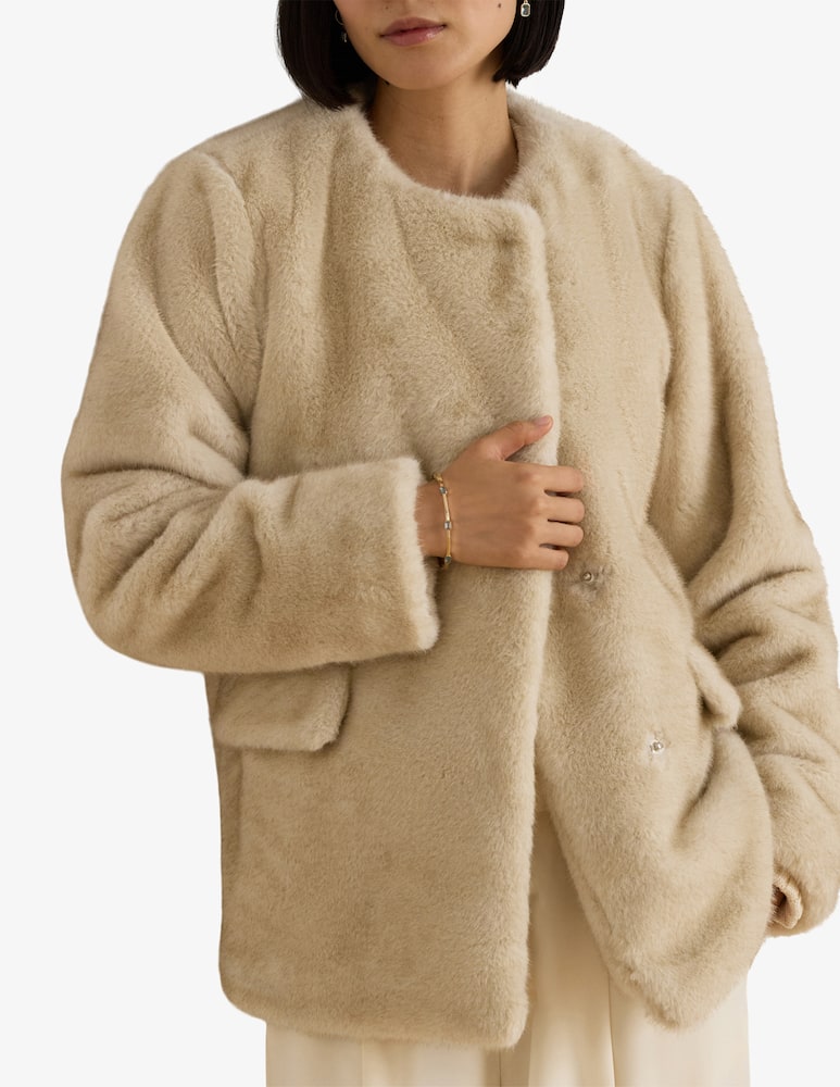 Lauren Ralph Lauren Faux fur coat - picture 1 Lauren Ralph Lauren Faux fur coat - picture 1