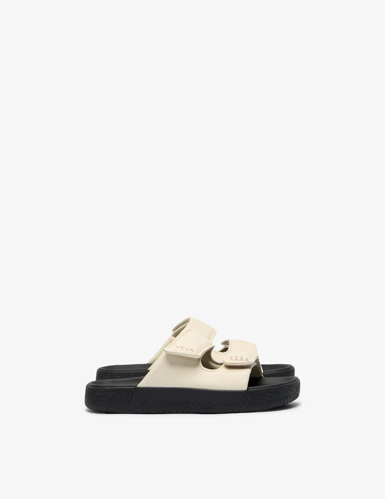 rinascente Veja Etna bold flat sandals