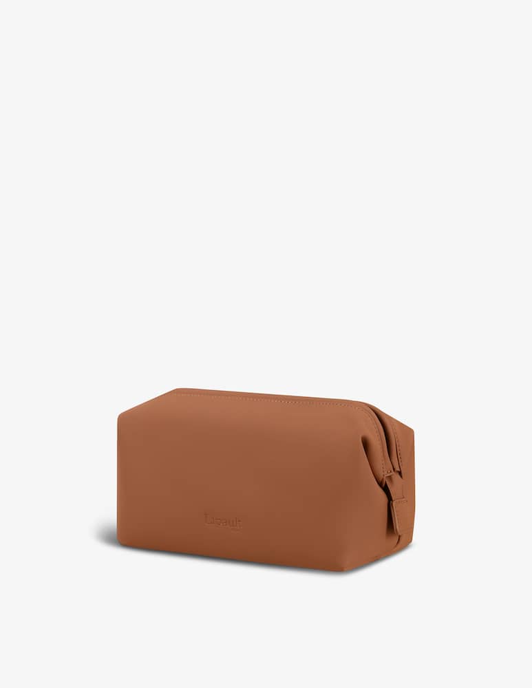 Lipault Lost In Berlin Beauty Case S 2.0 Nutsy Nut - immagine 2 Lipault Lost In Berlin Beauty Case S 2.0 Nutsy Nut - immagine 2