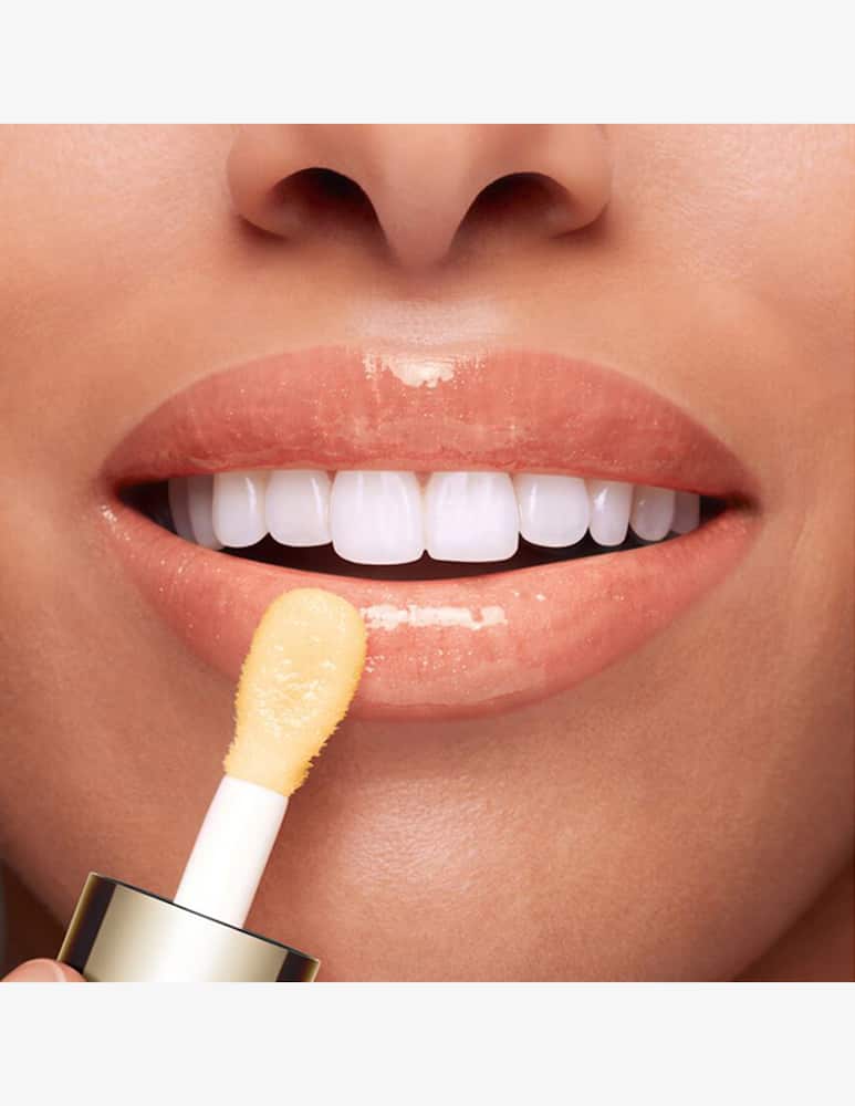 Clarins Lip Comfort Oil - immagine 4 Clarins Lip Comfort Oil - immagine 4