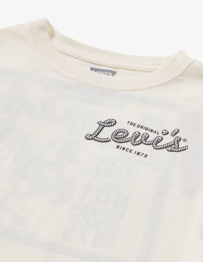 rinascente Levi's Tee cowboy delivering pizza