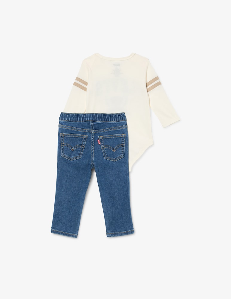 rinascente Levi's Football tee with jeans set