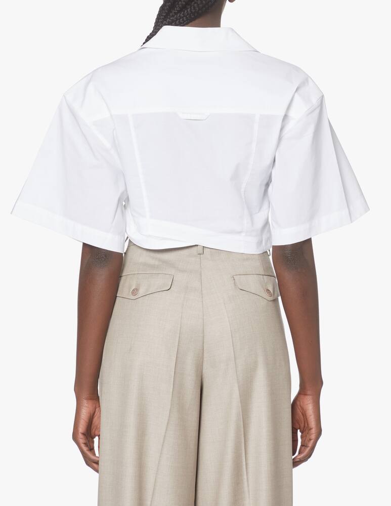 rinascente Jacquemus Capri cotton cropped shirt with twist - white