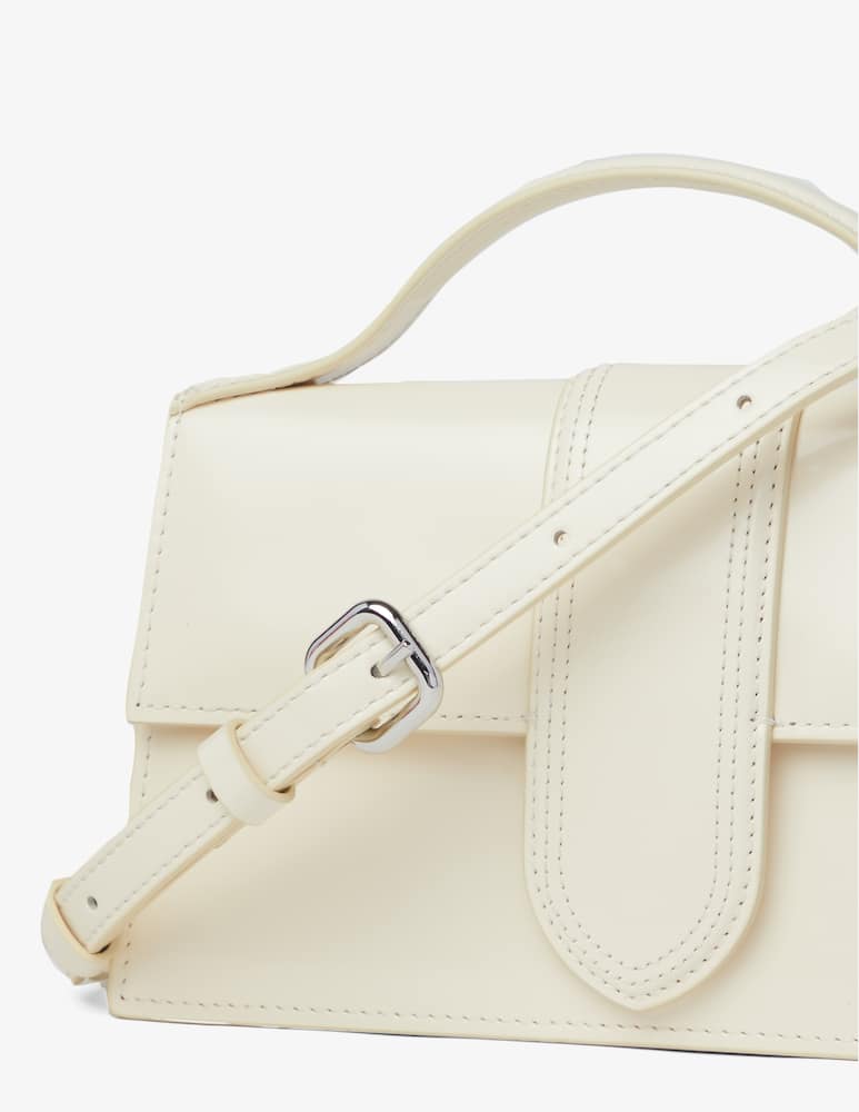 Jacquemus Le grand Bambino bag - picture 4 Jacquemus Le grand Bambino bag - picture 4