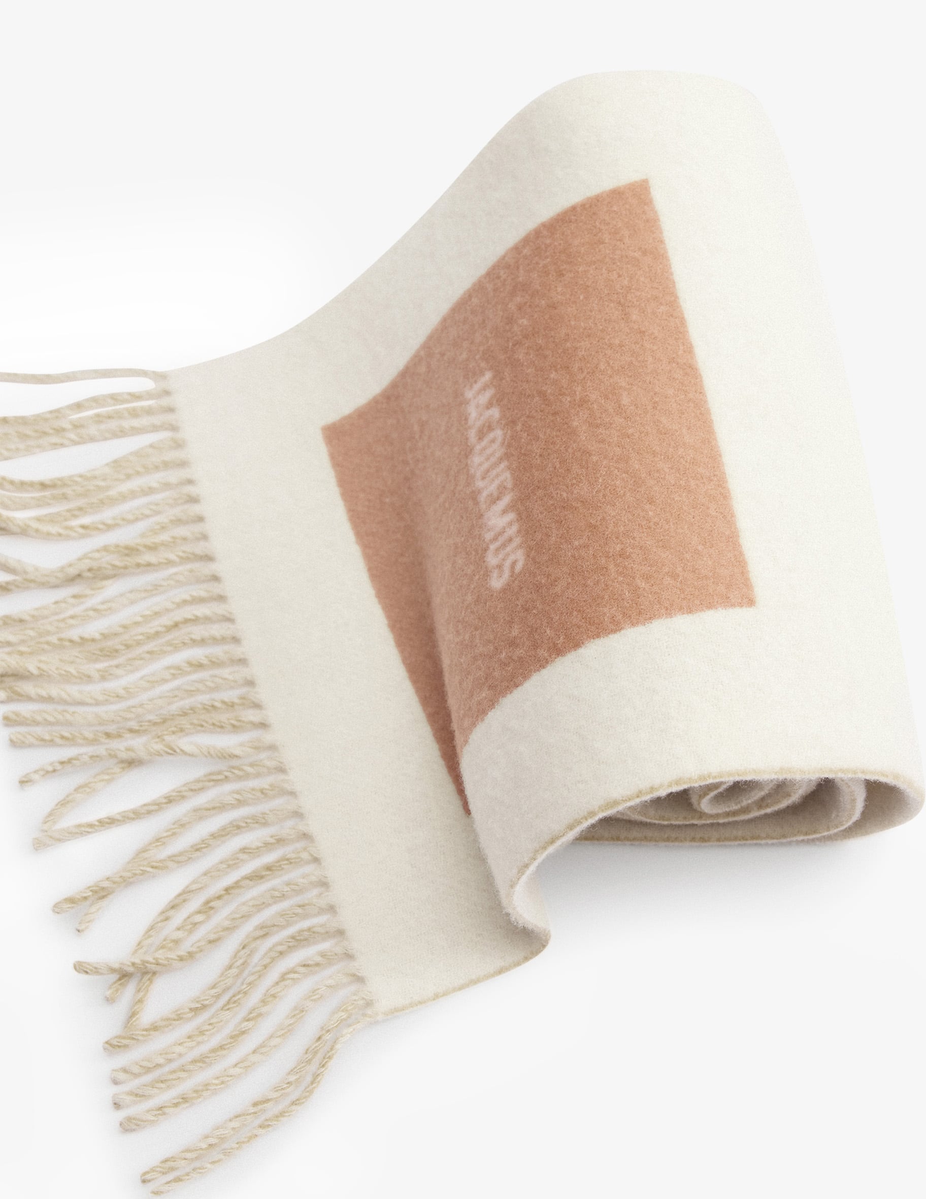 【JACQUEMUS】 'L'Echarpe Rond Carre' スカーフ ベージュ Jacquemus - BEIGE ROND CARRÉ SCARF – LE LABO STORE