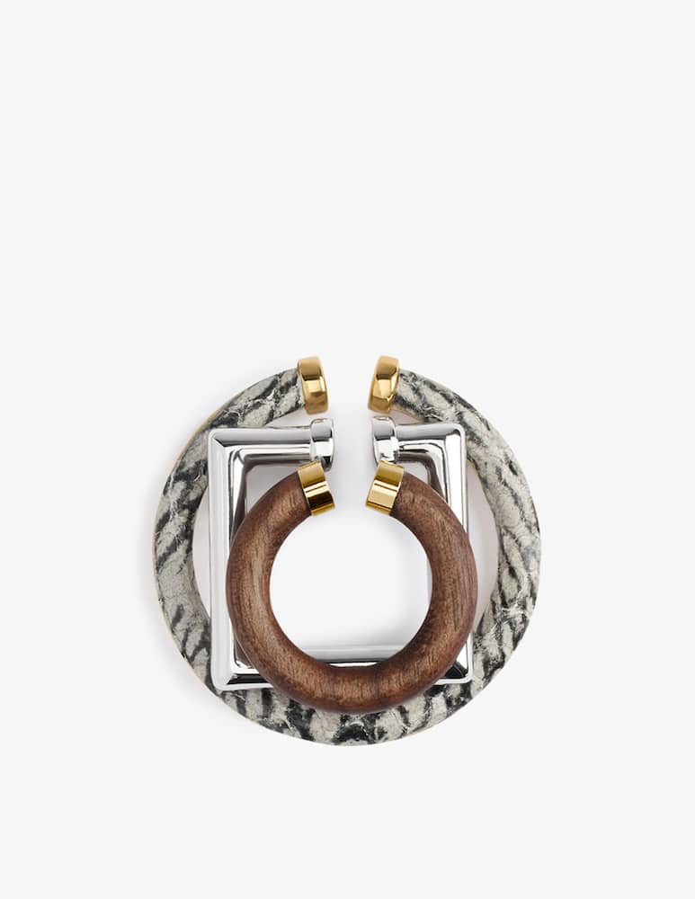 Jacquemus Trio earcuff Les Bijoux Dorielle - picture 3 Jacquemus Trio earcuff Les Bijoux Dorielle - picture 3