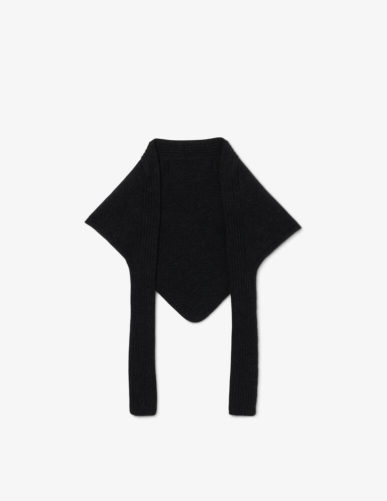 Jacquemus Chale gros grain shawl - picture 1 Jacquemus Chale gros grain shawl - picture 1