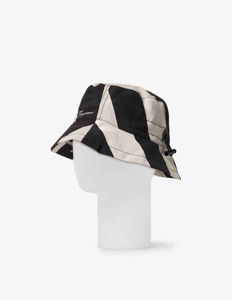 rinascente Jacquemus Cappello bucket Le Bob Baluchon