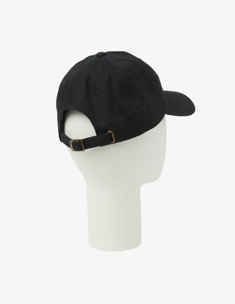 rinascente Kani Cappellino signature