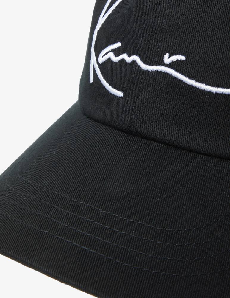 rinascente Kani Cappellino signature
