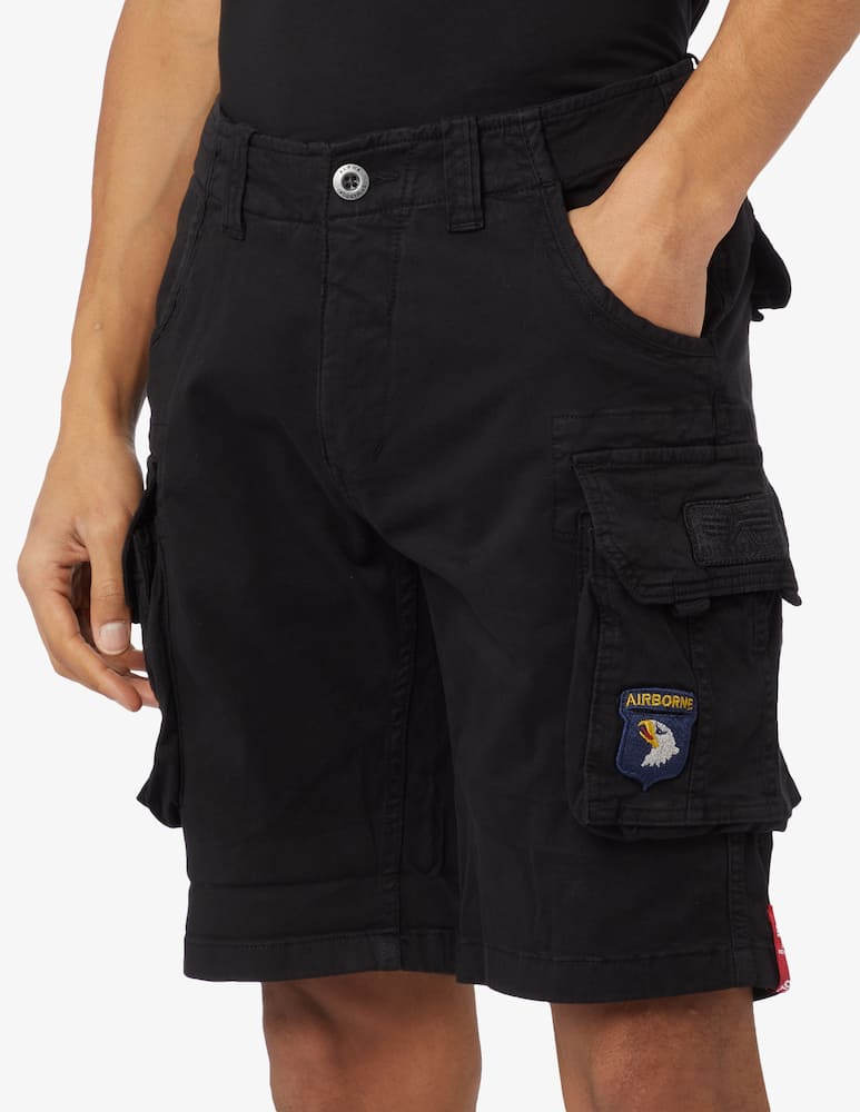 Alpha Industries Crew cargo patch shorts - picture 4 Alpha Industries Crew cargo patch shorts - picture 4