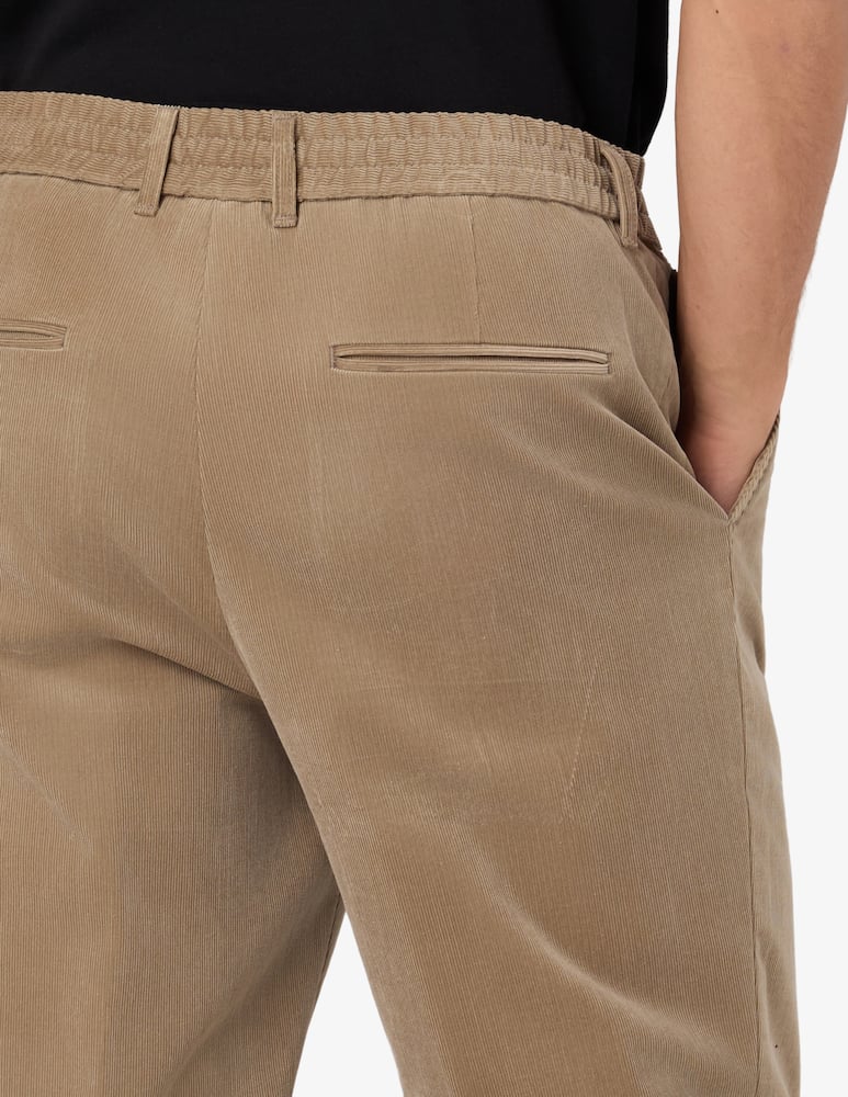 BOSS Pantaloni tapered in velluto 1000R Mix&Match - immagine 4 BOSS Pantaloni tapered in velluto 1000R Mix&Match - immagine 4