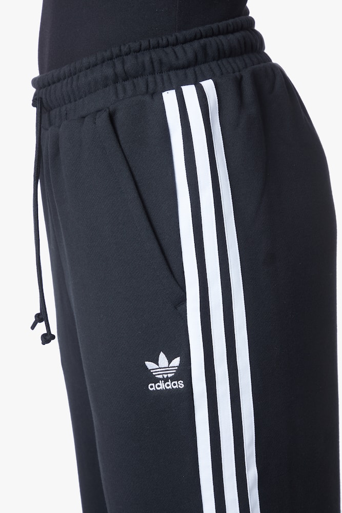 rinascente Adidas Originals Cotton joggers - black