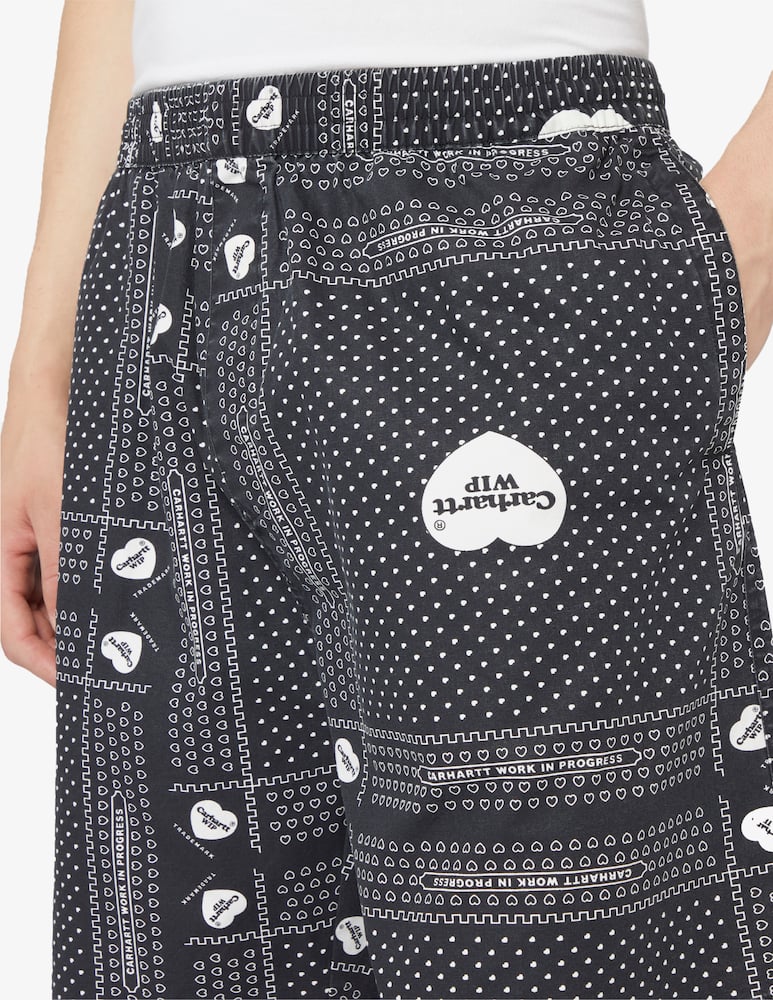 Carhartt WIP Short heart bandana - picture 4 Carhartt WIP Short heart bandana - picture 4