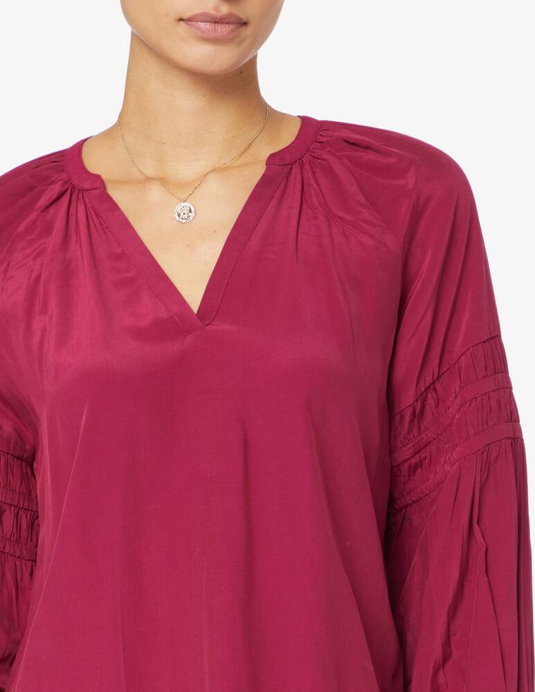 ESPRIT Blouse with smocked details - picture 4 ESPRIT Blouse with smocked details - picture 4