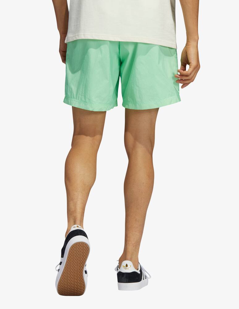 rinascente Adidas Originals Pantaloncini con logo happy earth - Verde