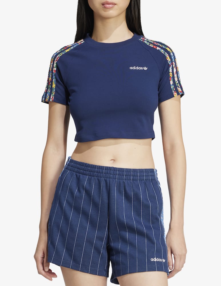 Adidas Originals Liberty cropped t-shirt - picture 1 Adidas Originals Liberty cropped t-shirt - picture 1
