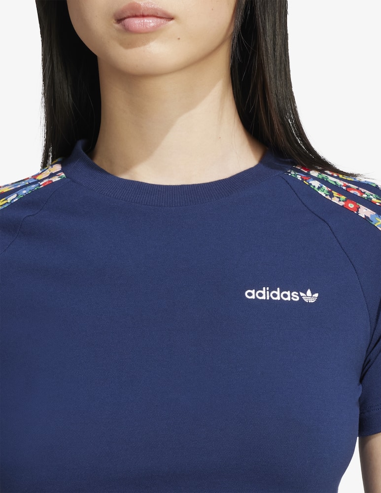 Adidas Originals Liberty cropped t-shirt - picture 4 Adidas Originals Liberty cropped t-shirt - picture 4