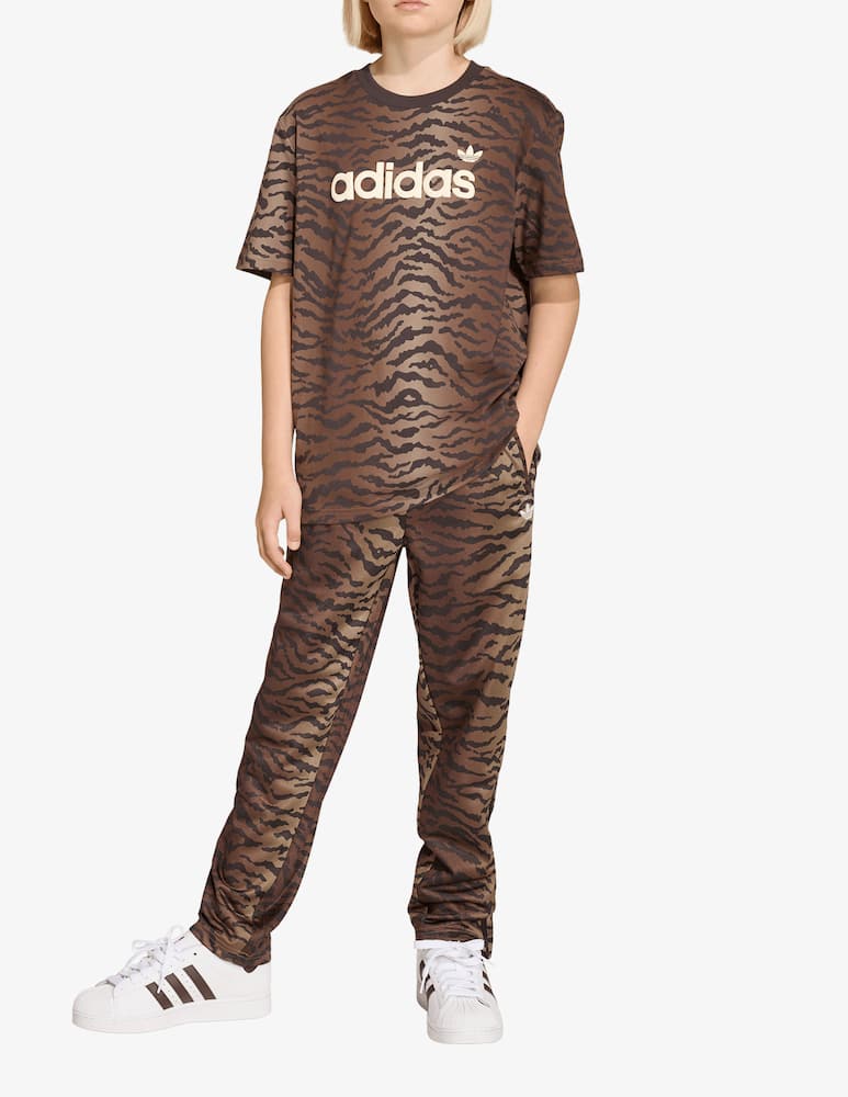 Adidas Originals T-shirt loose stampata - immagine 4 Adidas Originals T-shirt loose stampata - immagine 4