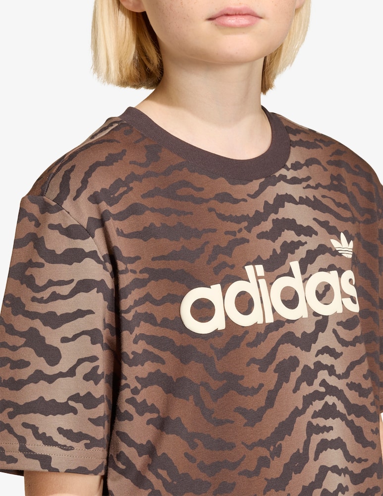 Adidas Originals T-shirt loose stampata - immagine 5 Adidas Originals T-shirt loose stampata - immagine 5