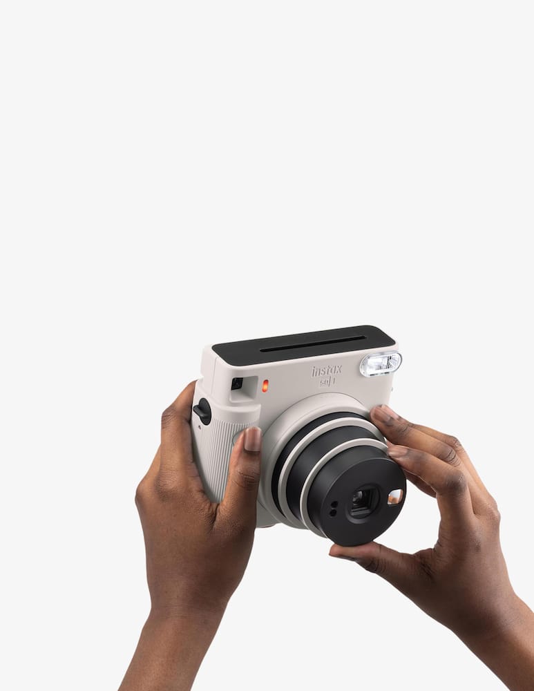 Fujifilm Square SQ1 Instant Film Camera - picture 6 Fujifilm Square SQ1 Instant Film Camera - picture 6
