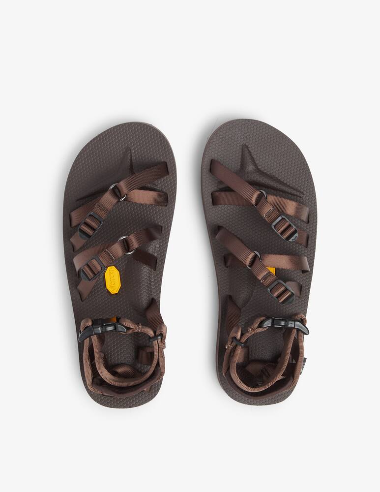 rinascente Suicoke Tosshi-v buckle flat sandals - brown