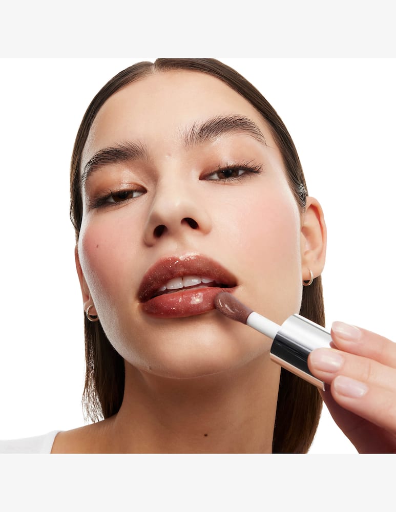 Yves Saint Laurent Loveshine Plumping Lip Oil Gloss - immagine 3 Yves Saint Laurent Loveshine Plumping Lip Oil Gloss - immagine 3
