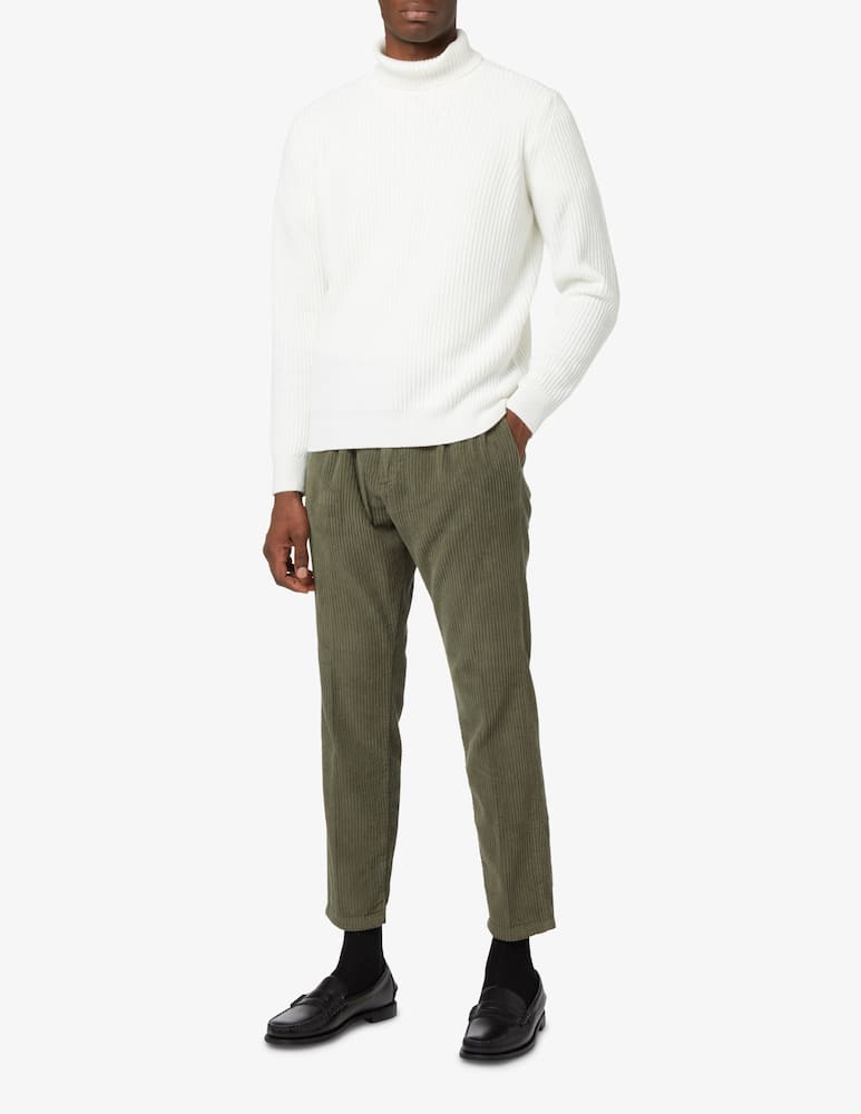 Cruna Mitte corduroy rock pants - Green - picture 1 Cruna Mitte corduroy rock pants - Green - picture 1