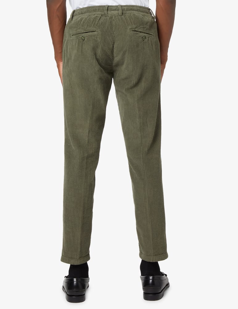 Cruna Mitte corduroy rock pants - Green - picture 3 Cruna Mitte corduroy rock pants - Green - picture 3