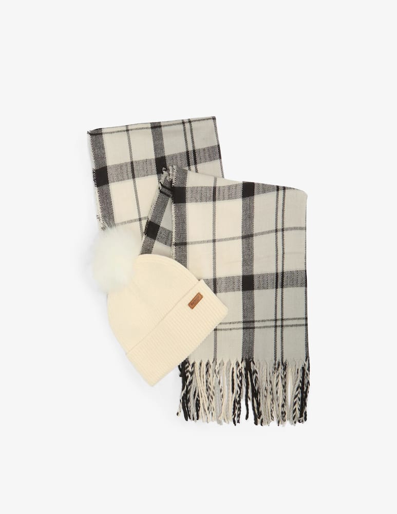 Barbour Beanie and scarf set Dover - picture 1 Barbour Beanie and scarf set Dover - picture 1