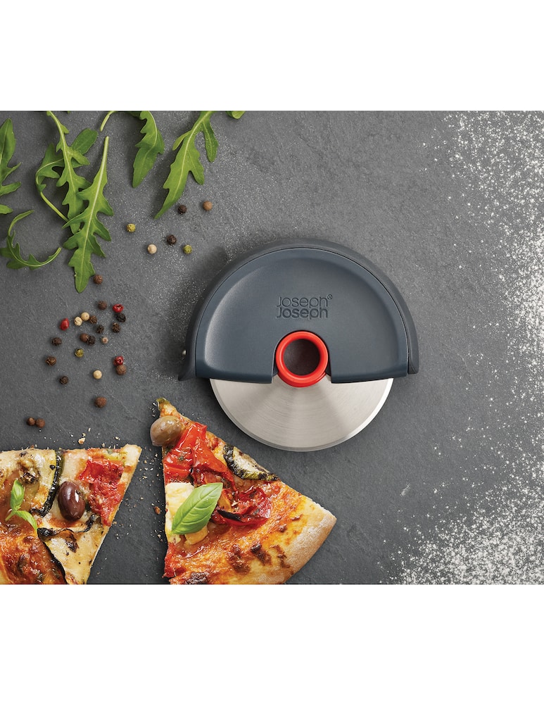 Joseph Joseph Disc Easy-clean Pizza Wheel - picture 4 Joseph Joseph Disc Easy-clean Pizza Wheel - picture 4