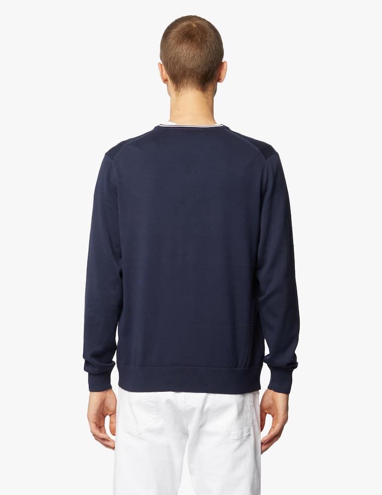Fred Perry Classic v neck jumper - picture 3 Fred Perry Classic v neck jumper - picture 3