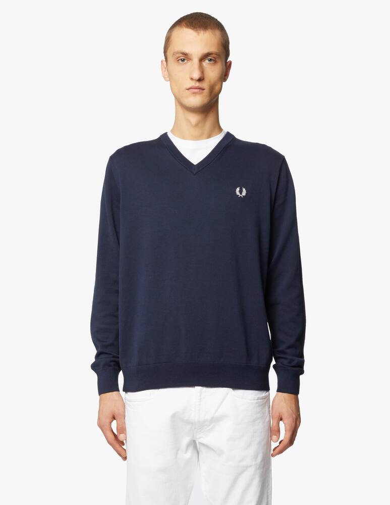 Fred Perry Classic v neck jumper - picture 4 Fred Perry Classic v neck jumper - picture 4
