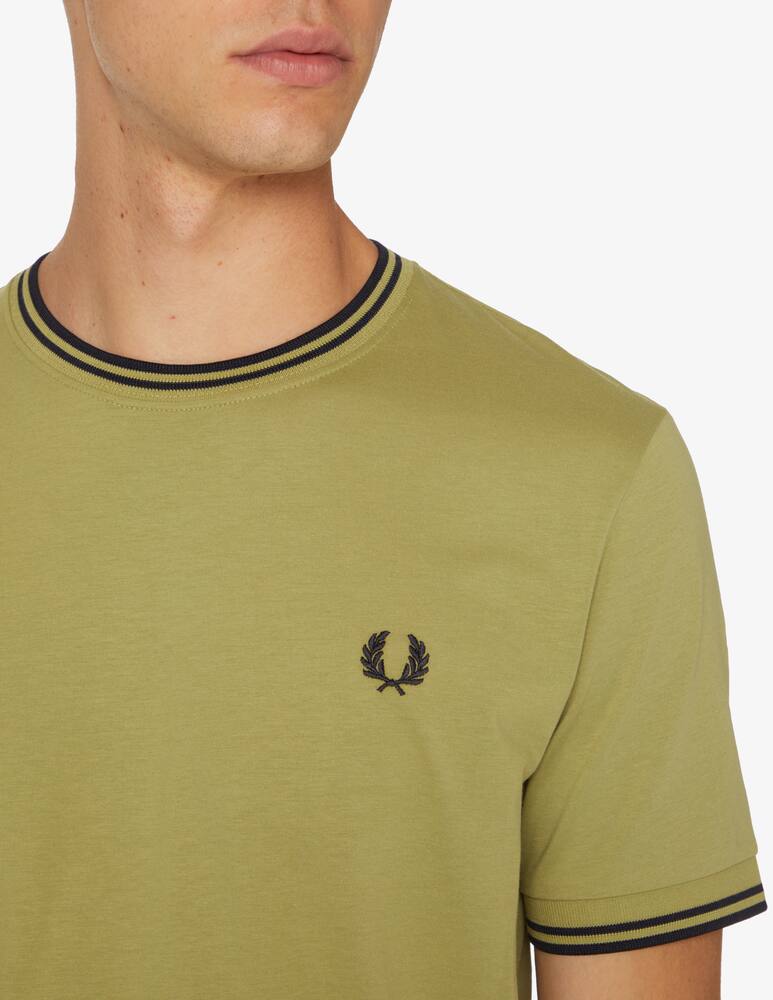 rinascente Fred Perry Maglietta di cotone con logo e profili - Verde